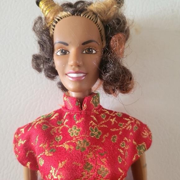 Vintage 1998 Scary Spice Barbie - Picture 2 of 6